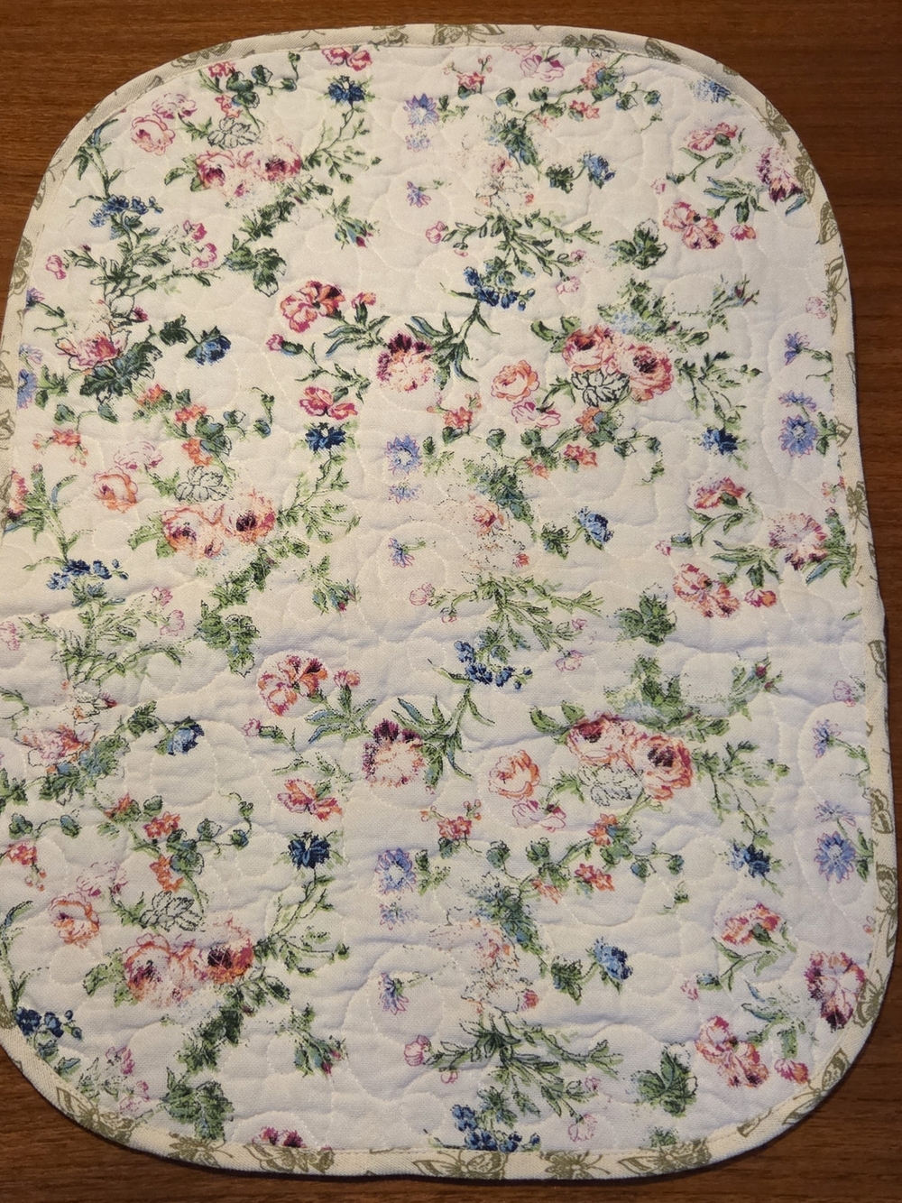 April Cornell Retired NOS Annalouise Floral Quilted Placemats Set/4